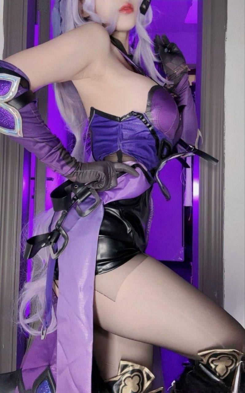 亚洲av伊人久久综合网站,メイリン モデルコレクション メ,观看免费无删减完整版